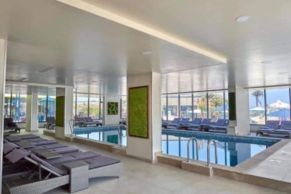 Năvodari Michael By The Sea - Alezzi Beach Resort מראה חיצוני תמונה